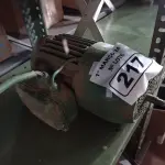 LOTE 217 - 01 MOTOR ELÉTRICO. (NO ESTADO) ATENÇÃO! FAZER A VISITAÇÃO ANTES DE ARREMATAR, NÃO SABEMOS SE FUNCIONA. LEILÃO NÃO TEM GARANTIA E NEM DEVOLUÇÃO, SUJEITO A POSSÍVEIS AVARIAS VISÍVEIS/OCULTAS E/OU AUSÊNCIA DE COMPONENTES.
