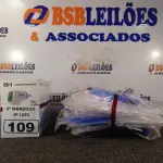 LOTE 109 - 10 MÁSCARAS DE PROTEÇÃO E 05 TERMÔMETROS DIGITAIS. (NO ESTADO) ATENÇÃO! FAZER A VISITAÇÃO ANTES DE ARREMATAR, NÃO SABEMOS SE FUNCIONA. LEILÃO NÃO TEM GARANTIA E NEM DEVOLUÇÃO, SUJEITO A POSSÍVEIS AVARIAS VISÍVEIS/OCULTAS E/OU AUSÊNCIA DE COMPONENTES.