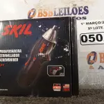 LOTE 050 - 01 PARAFUSADEIRA SKIL 3.6V BRCH 220V. (NOVO) (NO ESTADO) ATENÇÃO! FAZER A VISITAÇÃO ANTES DE ARREMATAR, NÃO SABEMOS SE FUNCIONA. LEILÃO NÃO TEM GARANTIA E NEM DEVOLUÇÃO, SUJEITO A POSSÍVEIS AVARIAS VISÍVEIS/OCULTAS E/OU AUSÊNCIA DE COMPONENTES.