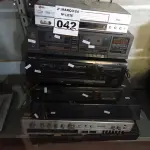 LOTE 042 - 02 CASSETES DECK, 02 APARELHOS DE DVD E 01 APARELHO DE SOM MARCA NATIONAL. (NO ESTADO) ATENÇÃO! FAZER A VISITAÇÃO ANTES DE ARREMATAR, NÃO SABEMOS SE FUNCIONA. LEILÃO NÃO TEM GARANTIA E NEM DEVOLUÇÃO, SUJEITO A POSSÍVEIS AVARIAS VISÍVEIS/OCULTAS E/OU AUSÊNCIA DE COMPONENTES.