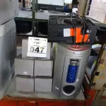 LOTE 047 - 01 CDJ PIONNER, 01 SUBWOOFER E 05 CAIXINHAS DE SOM. (NO ESTADO) ATENÇÃO! FAZER A VISITAÇÃO ANTES DE ARREMATAR, NÃO SABEMOS SE FUNCIONA. LEILÃO NÃO TEM GARANTIA E NEM DEVOLUÇÃO, SUJEITO A POSSÍVEIS AVARIAS VISÍVEIS/OCULTAS E/OU AUSÊNCIA DE COMPONENTES.