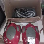 LOTE 066 - 02 ASPIRADORES DE PÓ MARCAS E MODELOS DIVERSOS. (NO ESTADO) ATENÇÃO! FAZER A VISITAÇÃO ANTES DE ARREMATAR, NÃO SABEMOS SE FUNCIONA. LEILÃO NÃO TEM GARANTIA E NEM DEVOLUÇÃO, SUJEITO A POSSÍVEIS AVARIAS VISÍVEIS/OCULTAS E/OU AUSÊNCIA DE COMPONENTES.