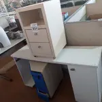 LOTE 531 - 02 GAVETEIROS E 01 MESINHA COM RODINHAS PARA ESCRITÓRIO. (NO ESTADO) ATENÇÃO! FAZER A VISITAÇÃO ANTES DE ARREMATAR, NÃO SABEMOS SE FUNCIONA. LEILÃO NÃO TEM GARANTIA E NEM DEVOLUÇÃO, SUJEITO A POSSÍVEIS AVARIAS VISÍVEIS/OCULTAS E/OU AUSÊNCIA DE COMPONENTES.