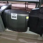 LOTE 055 - 03 TV’S DE TUBO MARCAS E MODELOS DIVERSOS. (NO ESTADO) ATENÇÃO! FAZER A VISITAÇÃO ANTES DE ARREMATAR, NÃO SABEMOS SE FUNCIONA. LEILÃO NÃO TEM GARANTIA E NEM DEVOLUÇÃO, SUJEITO A POSSÍVEIS AVARIAS VISÍVEIS/OCULTAS E/OU AUSÊNCIA DE COMPONENTES.