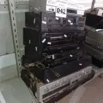 LOTE 042 - 02 CASSETES DECK, 02 APARELHOS DE DVD E 01 APARELHO DE SOM MARCA NATIONAL. (NO ESTADO) ATENÇÃO! FAZER A VISITAÇÃO ANTES DE ARREMATAR, NÃO SABEMOS SE FUNCIONA. LEILÃO NÃO TEM GARANTIA E NEM DEVOLUÇÃO, SUJEITO A POSSÍVEIS AVARIAS VISÍVEIS/OCULTAS E/OU AUSÊNCIA DE COMPONENTES.