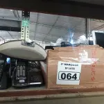 LOTE 064 - 01 SKATEBOARD PARA VIDEOGAME E VÁRIOS APARELHOS DE TELEFONE MARCAS E MODELOS DIVERSOS. (NO ESTADO) ATENÇÃO! FAZER A VISITAÇÃO ANTES DE ARREMATAR, NÃO SABEMOS SE FUNCIONA. LEILÃO NÃO TEM GARANTIA E NEM DEVOLUÇÃO, SUJEITO A POSSÍVEIS AVARIAS VISÍVEIS/OCULTAS E/OU AUSÊNCIA DE COMPONENTES.