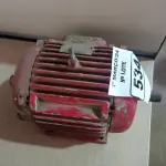 LOTE 534 - 01 MOTOR ELÉTRICO. (NO ESTADO) ATENÇÃO! FAZER A VISITAÇÃO ANTES DE ARREMATAR, NÃO SABEMOS SE FUNCIONA. LEILÃO NÃO TEM GARANTIA E NEM DEVOLUÇÃO, SUJEITO A POSSÍVEIS AVARIAS VISÍVEIS/OCULTAS E/OU AUSÊNCIA DE COMPONENTES.