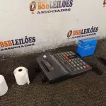 LOTE 025 - 01 CALCULADORA CASSIO HR-100(NOVA). (NO ESTADO) ATENÇÃO! FAZER A VISITAÇÃO ANTES DE ARREMATAR, NÃO SABEMOS SE FUNCIONA. LEILÃO NÃO TEM GARANTIA E NEM DEVOLUÇÃO, SUJEITO A POSSÍVEIS AVARIAS VISÍVEIS/OCULTAS E/OU AUSÊNCIA DE COMPONENTES.