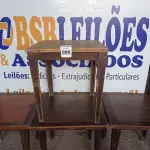 LOTE 006 - 04 MESAS EM MADEIRA MEDINDO 80X80CM. (NO ESTADO, NÃO SABEMOS SE FUNCIONA. LEILÃO NÃO TEM GARANTIA E NEM DEVOLUÇÃO).