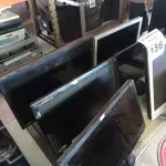 LOTE 156 - 06 MONITORES MARCAS E MODELOS DIVERSOS PARA RETIRADA DE PEÇAS. (NO ESTADO) ATENÇÃO! FAZER A VISITAÇÃO ANTES DE ARREMATAR, NÃO SABEMOS SE FUNCIONA. LEILÃO NÃO TEM GARANTIA E NEM DEVOLUÇÃO, SUJEITO A POSSÍVEIS AVARIAS VISÍVEIS/OCULTAS E/OU AUSÊNCIA DE COMPONENTES.