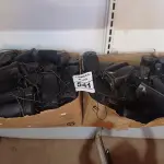 LOTE 541 - 01 LOTE COM VÁRIAS CAIXINHAS DE SOM PARA PC. (NO ESTADO) ATENÇÃO! FAZER A VISITAÇÃO ANTES DE ARREMATAR, NÃO SABEMOS SE FUNCIONA. LEILÃO NÃO TEM GARANTIA E NEM DEVOLUÇÃO, SUJEITO A POSSÍVEIS AVARIAS VISÍVEIS/OCULTAS E/OU AUSÊNCIA DE COMPONENTES.
