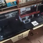 LOTE 157 - 01 TV SONY 55” POL PARA RETIRADA DE PEÇAS. (NO ESTADO) ATENÇÃO! FAZER A VISITAÇÃO ANTES DE ARREMATAR, NÃO SABEMOS SE FUNCIONA. LEILÃO NÃO TEM GARANTIA E NEM DEVOLUÇÃO, SUJEITO A POSSÍVEIS AVARIAS VISÍVEIS/OCULTAS E/OU AUSÊNCIA DE COMPONENTES.