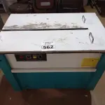LOTE 562 - 01 MAQUINA ELÉTRICA ARQUEADORA DE FITA. (NO ESTADO) ATENÇÃO! FAZER A VISITAÇÃO ANTES DE ARREMATAR, NÃO SABEMOS SE FUNCIONA. LEILÃO NÃO TEM GARANTIA E NEM DEVOLUÇÃO, SUJEITO A POSSÍVEIS AVARIAS VISÍVEIS/OCULTAS E/OU AUSÊNCIA DE COMPONENTES.