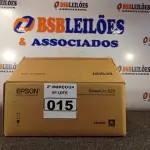 LOTE 015 - 01 PROJETOR MULTIMIDIA MARCA DELL COM 387HS DE USO. (NO ESTADO) ATENÇÃO! FAZER A VISITAÇÃO ANTES DE ARREMATAR, NÃO SABEMOS SE FUNCIONA. LEILÃO NÃO TEM GARANTIA E NEM DEVOLUÇÃO, SUJEITO A POSSÍVEIS AVARIAS VISÍVEIS/OCULTAS E/OU AUSÊNCIA DE COMPONENTES.