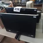 LOTE 316 - 02 COMPUTADORES ALL IN ONE MARCAS LENOVO PARA RETIRADA DE PEÇAS. (NO ESTADO) ATENÇÃO! FAZER A VISITAÇÃO ANTES DE ARREMATAR, NÃO SABEMOS SE FUNCIONA. LEILÃO NÃO TEM GARANTIA E NEM DEVOLUÇÃO, SUJEITO A POSSÍVEIS AVARIAS VISÍVEIS/OCULTAS E/OU AUSÊNCIA DE COMPONENTES.