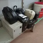 LOTE 448 - 02 NOBREAKS E 05 ESTABILIZADORES MARCAS E MODELOS DIVERSOS PARA RETIRADA DE PEÇAS. (NO ESTADO) ATENÇÃO! FAZER A VISITAÇÃO ANTES DE ARREMATAR, NÃO SABEMOS SE FUNCIONA. LEILÃO NÃO TEM GARANTIA E NEM DEVOLUÇÃO, SUJEITO A POSSÍVEIS AVARIAS VISÍVEIS/OCULTAS E/OU AUSÊNCIA DE COMPONENTES.