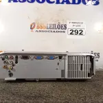 LOTE 292 - 01 PROJETOR MULTIMIDIA MARCA HITACHI. (NO ESTADO) ATENÇÃO! FAZER A VISITAÇÃO ANTES DE ARREMATAR, NÃO SABEMOS SE FUNCIONA. LEILÃO NÃO TEM GARANTIA E NEM DEVOLUÇÃO, SUJEITO A POSSÍVEIS AVARIAS VISÍVEIS/OCULTAS E/OU AUSÊNCIA DE COMPONENTES.