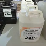 LOTE 242 - 20 LITROS DE ESPUMA HIGIENIZADORA PARA ANTISSEPSIA INSTANTÂNEA DAS MÃOS. (NO ESTADO) ATENÇÃO! FAZER A VISITAÇÃO ANTES DE ARREMATAR, NÃO SABEMOS SE FUNCIONA. LEILÃO NÃO TEM GARANTIA E NEM DEVOLUÇÃO, SUJEITO A POSSÍVEIS AVARIAS VISÍVEIS/OCULTAS E/OU AUSÊNCIA DE COMPONENTES.