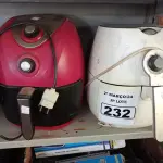 LOTE 232 - 02 AIRFRY MARCAS E MODELOS DIVERSOS. (NO ESTADO) ATENÇÃO! FAZER A VISITAÇÃO ANTES DE ARREMATAR, NÃO SABEMOS SE FUNCIONA. LEILÃO NÃO TEM GARANTIA E NEM DEVOLUÇÃO, SUJEITO A POSSÍVEIS AVARIAS VISÍVEIS/OCULTAS E/OU AUSÊNCIA DE COMPONENTES.