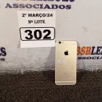 LOTE 302 - 01 CELULAR IPHONE PARA RETIRADA DE PEÇAS. (NO ESTADO) ATENÇÃO! FAZER A VISITAÇÃO ANTES DE ARREMATAR, NÃO SABEMOS SE FUNCIONA. LEILÃO NÃO TEM GARANTIA E NEM DEVOLUÇÃO, SUJEITO A POSSÍVEIS AVARIAS VISÍVEIS/OCULTAS E/OU AUSÊNCIA DE COMPONENTES.