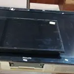 LOTE 218 - 02 TV’S MARCAS E MODELOS DIVERSOS PARA RETIRADA DE PEÇAS. (NO ESTADO) ATENÇÃO! FAZER A VISITAÇÃO ANTES DE ARREMATAR, NÃO SABEMOS SE FUNCIONA. LEILÃO NÃO TEM GARANTIA E NEM DEVOLUÇÃO, SUJEITO A POSSÍVEIS AVARIAS VISÍVEIS/OCULTAS E/OU AUSÊNCIA DE COMPONENTES.