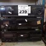 LOTE 239 - 03 STÉREO CASSETE DECK MARCAS E MODELOS DIVERSOS. (NO ESTADO) ATENÇÃO! FAZER A VISITAÇÃO ANTES DE ARREMATAR, NÃO SABEMOS SE FUNCIONA. LEILÃO NÃO TEM GARANTIA E NEM DEVOLUÇÃO, SUJEITO A POSSÍVEIS AVARIAS VISÍVEIS/OCULTAS E/OU AUSÊNCIA DE COMPONENTES.