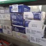 LOTE 413 - 01 LOTE COM VÁRIAS LUMINÁRIAS MARCAS E MODELOS DIVERSOS. (NO ESTADO) ATENÇÃO! FAZER A VISITAÇÃO ANTES DE ARREMATAR, NÃO SABEMOS SE FUNCIONA. LEILÃO NÃO TEM GARANTIA E NEM DEVOLUÇÃO, SUJEITO A POSSÍVEIS AVARIAS VISÍVEIS/OCULTAS E/OU AUSÊNCIA DE COMPONENTES.
