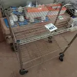 LOTE 451 - 01 CARRINHO PARA TRANSPORTE DE ALIMENTOS. (NO ESTADO) ATENÇÃO! FAZER A VISITAÇÃO ANTES DE ARREMATAR, NÃO SABEMOS SE FUNCIONA. LEILÃO NÃO TEM GARANTIA E NEM DEVOLUÇÃO, SUJEITO A POSSÍVEIS AVARIAS VISÍVEIS/OCULTAS E/OU AUSÊNCIA DE COMPONENTES.