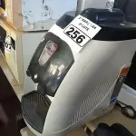 LOTE 256 - 01 PURIFICADOR DE ÁGUA MARCA LIBELL. (NO ESTADO) ATENÇÃO! FAZER A VISITAÇÃO ANTES DE ARREMATAR, NÃO SABEMOS SE FUNCIONA. LEILÃO NÃO TEM GARANTIA E NEM DEVOLUÇÃO, SUJEITO A POSSÍVEIS AVARIAS VISÍVEIS/OCULTAS E/OU AUSÊNCIA DE COMPONENTES.