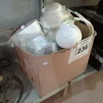 LOTE 236 - 01 LOTE COM VÁRIOS CHUVEIROS MARCAS E MODELOS DIVERSOS. (NO ESTADO) ATENÇÃO! FAZER A VISITAÇÃO ANTES DE ARREMATAR, NÃO SABEMOS SE FUNCIONA. LEILÃO NÃO TEM GARANTIA E NEM DEVOLUÇÃO, SUJEITO A POSSÍVEIS AVARIAS VISÍVEIS/OCULTAS E/OU AUSÊNCIA DE COMPONENTES.
