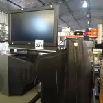 LOTE 325 - 02 TV’S DE TUBO E 01 TV LG 26” MARCAS E MODELOS DIVERSOS PARA RETIRADA DE PEÇAS. (NO ESTADO) ATENÇÃO! FAZER A VISITAÇÃO ANTES DE ARREMATAR, NÃO SABEMOS SE FUNCIONA. LEILÃO NÃO TEM GARANTIA E NEM DEVOLUÇÃO, SUJEITO A POSSÍVEIS AVARIAS VISÍVEIS/OCULTAS E/OU AUSÊNCIA DE COMPONENTES.