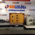 LOTE 390 - 01 MODULO DE TIRISTORES, 02 SWITCHES, 01 ROTEADOR CISCO, 01 SCANNER E 01 GERADOR DE ÁUDIO. (NO ESTADO) ATENÇÃO! FAZER A VISITAÇÃO ANTES DE ARREMATAR, NÃO SABEMOS SE FUNCIONA. LEILÃO NÃO TEM GARANTIA E NEM DEVOLUÇÃO, SUJEITO A POSSÍVEIS AVARIAS VISÍVEIS/OCULTAS E/OU AUSÊNCIA DE COMPONENTES.