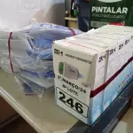 LOTE 246 - 10 MÁSCARAS DE PROTEÇÃO E 05 TERMÔMETROS DIGITAIS. (NO ESTADO) ATENÇÃO! FAZER A VISITAÇÃO ANTES DE ARREMATAR, NÃO SABEMOS SE FUNCIONA. LEILÃO NÃO TEM GARANTIA E NEM DEVOLUÇÃO, SUJEITO A POSSÍVEIS AVARIAS VISÍVEIS/OCULTAS E/OU AUSÊNCIA DE COMPONENTES.