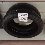 LOTE 175 - 02 PNEUS DE MOTO. (NO ESTADO) ATENÇÃO! FAZER A VISITAÇÃO ANTES DE ARREMATAR, NÃO SABEMOS SE FUNCIONA. LEILÃO NÃO TEM GARANTIA E NEM DEVOLUÇÃO, SUJEITO A POSSÍVEIS AVARIAS VISÍVEIS/OCULTAS E/OU AUSÊNCIA DE COMPONENTES.