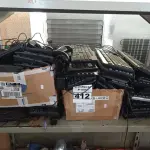 LOTE 412 - 01 LOTE COM VÁRIOS MOUSE E TECLADOS PARA PC MARCAS E MODELOS DIVERSOS. (NO ESTADO) ATENÇÃO! FAZER A VISITAÇÃO ANTES DE ARREMATAR, NÃO SABEMOS SE FUNCIONA. LEILÃO NÃO TEM GARANTIA E NEM DEVOLUÇÃO, SUJEITO A POSSÍVEIS AVARIAS VISÍVEIS/OCULTAS E/OU AUSÊNCIA DE COMPONENTES.