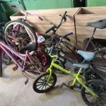 LOTE 271 - 01 LOTE COM VÁRIAS BICICLETAS MARCAS E MODELOS DIVERSOS. (NO ESTADO) ATENÇÃO! FAZER A VISITAÇÃO ANTES DE ARREMATAR, NÃO SABEMOS SE FUNCIONA. LEILÃO NÃO TEM GARANTIA E NEM DEVOLUÇÃO, SUJEITO A POSSÍVEIS AVARIAS VISÍVEIS/OCULTAS E/OU AUSÊNCIA DE COMPONENTES.