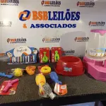 LOTE 438 - 01 KIT DE ASSESSÓRIOS PARA PETS. (NO ESTADO) ATENÇÃO! FAZER A VISITAÇÃO ANTES DE ARREMATAR, NÃO SABEMOS SE FUNCIONA. LEILÃO NÃO TEM GARANTIA E NEM DEVOLUÇÃO, SUJEITO A POSSÍVEIS AVARIAS VISÍVEIS/OCULTAS E/OU AUSÊNCIA DE COMPONENTES.