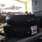 LOTE 399 - 02 PNEUS DE MOTO. (NO ESTADO) ATENÇÃO! FAZER A VISITAÇÃO ANTES DE ARREMATAR, NÃO SABEMOS SE FUNCIONA. LEILÃO NÃO TEM GARANTIA E NEM DEVOLUÇÃO, SUJEITO A POSSÍVEIS AVARIAS VISÍVEIS/OCULTAS E/OU AUSÊNCIA DE COMPONENTES.