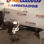 LOTE 518 - 01 MONITOR, 01 BASE E 01 MICROFONE. (NO ESTADO) ATENÇÃO! FAZER A VISITAÇÃO ANTES DE ARREMATAR, NÃO SABEMOS SE FUNCIONA. LEILÃO NÃO TEM GARANTIA E NEM DEVOLUÇÃO, SUJEITO A POSSÍVEIS AVARIAS VISÍVEIS/OCULTAS E/OU AUSÊNCIA DE COMPONENTES.