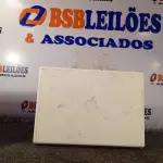 LOTE 099 - 01 MACBOOK PARA RETIRADA DE PEÇAS. (NO ESTADO) ATENÇÃO! FAZER A VISITAÇÃO ANTES DE ARREMATAR, NÃO SABEMOS SE FUNCIONA. LEILÃO NÃO TEM GARANTIA E NEM DEVOLUÇÃO, SUJEITO A POSSÍVEIS AVARIAS VISÍVEIS/OCULTAS E/OU AUSÊNCIA DE COMPONENTES.