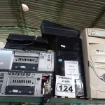 LOTE 124 - 04 CPU’S E 03 GAVETAS PARA MINI CPU MARCAS E MODELOS DIVERSOS. (NO ESTADO) ATENÇÃO! FAZER A VISITAÇÃO ANTES DE ARREMATAR, NÃO SABEMOS SE FUNCIONA. LEILÃO NÃO TEM GARANTIA E NEM DEVOLUÇÃO, SUJEITO A POSSÍVEIS AVARIAS VISÍVEIS/OCULTAS E/OU AUSÊNCIA DE COMPONENTES.