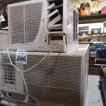 LOTE 266 - 02 AR-CONDICIONADO DE EMBUTIR. (NO ESTADO) ATENÇÃO! FAZER A VISITAÇÃO ANTES DE ARREMATAR, NÃO SABEMOS SE FUNCIONA. LEILÃO NÃO TEM GARANTIA E NEM DEVOLUÇÃO, SUJEITO A POSSÍVEIS AVARIAS VISÍVEIS/OCULTAS E/OU AUSÊNCIA DE COMPONENTES.