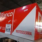 LOTE 117 - 01 MOTOSERRA BMT52A SABRE 18” BRANCO. (NO ESTADO) ATENÇÃO! FAZER A VISITAÇÃO ANTES DE ARREMATAR, NÃO SABEMOS SE FUNCIONA. LEILÃO NÃO TEM GARANTIA E NEM DEVOLUÇÃO, SUJEITO A POSSÍVEIS AVARIAS VISÍVEIS/OCULTAS E/OU AUSÊNCIA DE COMPONENTES.