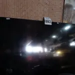 LOTE 093 - 01 TV SAMSUNG 55” POL PARA RETIRADA DE PEÇAS. (NO ESTADO) ATENÇÃO! FAZER A VISITAÇÃO ANTES DE ARREMATAR, NÃO SABEMOS SE FUNCIONA. LEILÃO NÃO TEM GARANTIA E NEM DEVOLUÇÃO, SUJEITO A POSSÍVEIS AVARIAS VISÍVEIS/OCULTAS E/OU AUSÊNCIA DE COMPONENTES.