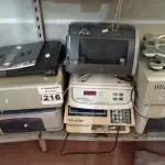 LOTE 216 - 01 CENTRAL TELEFÔNICA, 03 BALANÇAS DIGITAIS, 02 BALANÇAS DE USO DOMÉSTICO E 04 IMPRESSORAS MARCAS E MODELOS DIVERSOS.  (NO ESTADO) ATENÇÃO! FAZER A VISITAÇÃO ANTES DE ARREMATAR, NÃO SABEMOS SE FUNCIONA. LEILÃO NÃO TEM GARANTIA E NEM DEVOLUÇÃO, SUJEITO A POSSÍVEIS AVARIAS VISÍVEIS/OCULTAS E/OU AUSÊNCIA DE COMPONENTES.