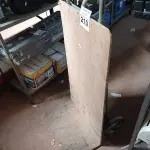 LOTE 210 - 01 CARRINHO PARA TRANSPORTE DE CARGAS. (NO ESTADO) ATENÇÃO! FAZER A VISITAÇÃO ANTES DE ARREMATAR, NÃO SABEMOS SE FUNCIONA. LEILÃO NÃO TEM GARANTIA E NEM DEVOLUÇÃO, SUJEITO A POSSÍVEIS AVARIAS VISÍVEIS/OCULTAS E/OU AUSÊNCIA DE COMPONENTES.