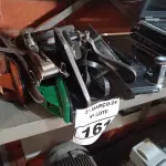 LOTE 161 - 01 LOTE COM GRAMPEADORES E PERIFÉRICOS DIVERSOS. (NO ESTADO) ATENÇÃO! FAZER A VISITAÇÃO ANTES DE ARREMATAR, NÃO SABEMOS SE FUNCIONA. LEILÃO NÃO TEM GARANTIA E NEM DEVOLUÇÃO, SUJEITO A POSSÍVEIS AVARIAS VISÍVEIS/OCULTAS E/OU AUSÊNCIA DE COMPONENTES.