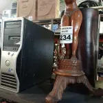LOTE 234 - 01 VASO DE BARRO E 01 ESCULTURA EM MADEIRA. (NO ESTADO) ATENÇÃO! FAZER A VISITAÇÃO ANTES DE ARREMATAR, NÃO SABEMOS SE FUNCIONA. LEILÃO NÃO TEM GARANTIA E NEM DEVOLUÇÃO, SUJEITO A POSSÍVEIS AVARIAS VISÍVEIS/OCULTAS E/OU AUSÊNCIA DE COMPONENTES.