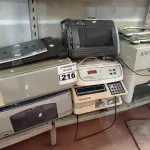LOTE 216 - 01 CENTRAL TELEFÔNICA, 03 BALANÇAS DIGITAIS, 02 BALANÇAS DE USO DOMÉSTICO E 04 IMPRESSORAS MARCAS E MODELOS DIVERSOS.  (NO ESTADO) ATENÇÃO! FAZER A VISITAÇÃO ANTES DE ARREMATAR, NÃO SABEMOS SE FUNCIONA. LEILÃO NÃO TEM GARANTIA E NEM DEVOLUÇÃO, SUJEITO A POSSÍVEIS AVARIAS VISÍVEIS/OCULTAS E/OU AUSÊNCIA DE COMPONENTES.