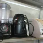 LOTE 215 - 01 LIQUIDIFICADOR, 01 AIR FRYER E 01 MULTIPANE MARCAS E MODELOS DIVERSOS. (NO ESTADO) ATENÇÃO! FAZER A VISITAÇÃO ANTES DE ARREMATAR, NÃO SABEMOS SE FUNCIONA. LEILÃO NÃO TEM GARANTIA E NEM DEVOLUÇÃO, SUJEITO A POSSÍVEIS AVARIAS VISÍVEIS/OCULTAS E/OU AUSÊNCIA DE COMPONENTES.